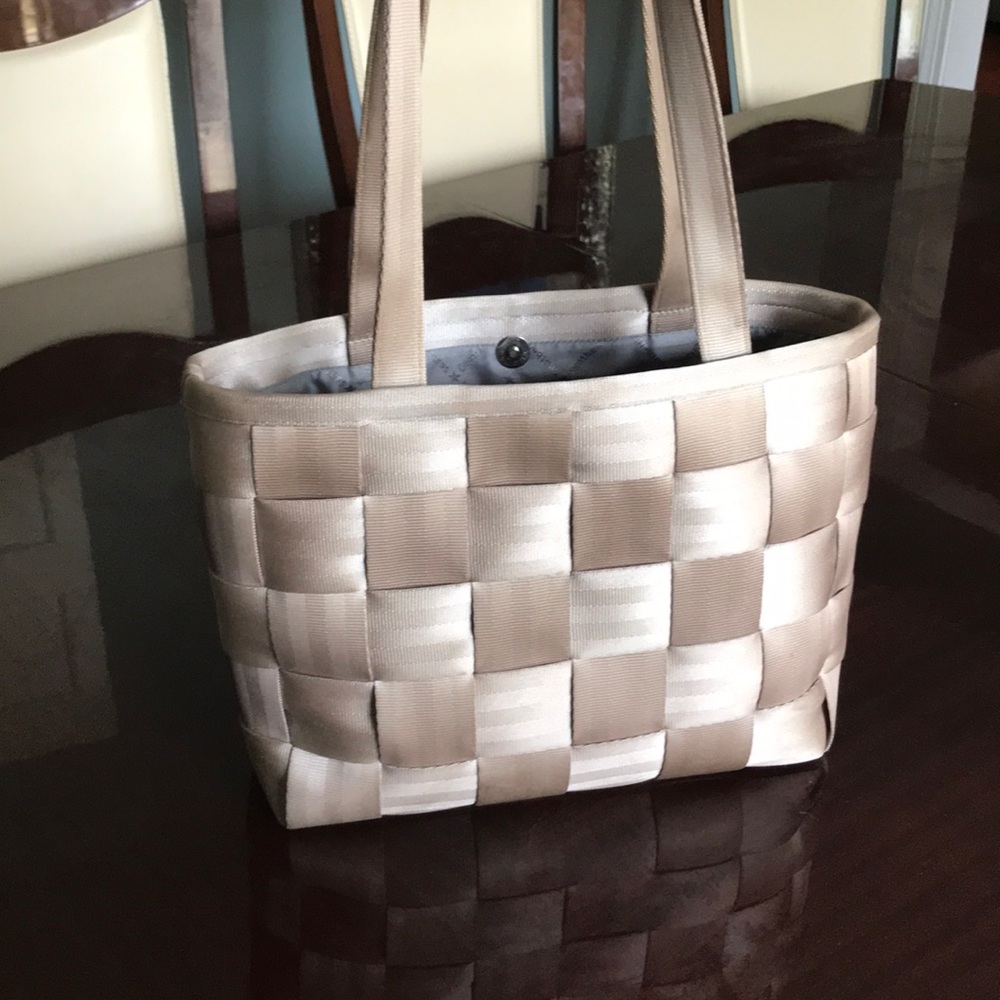 The Original Seatbelt bag